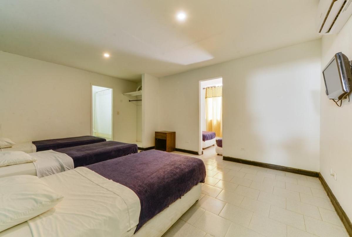 Hotel Continental Sai San Andrés Exteriör bild