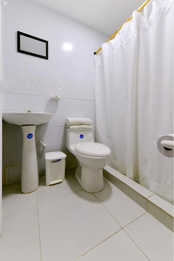 Hotel Continental Sai San Andrés Exteriör bild